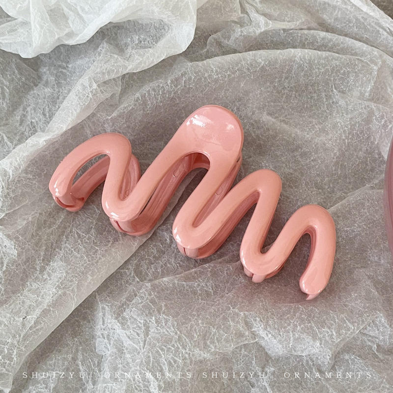 Oversized Wave Clip | Women's Shark  Hair Clip