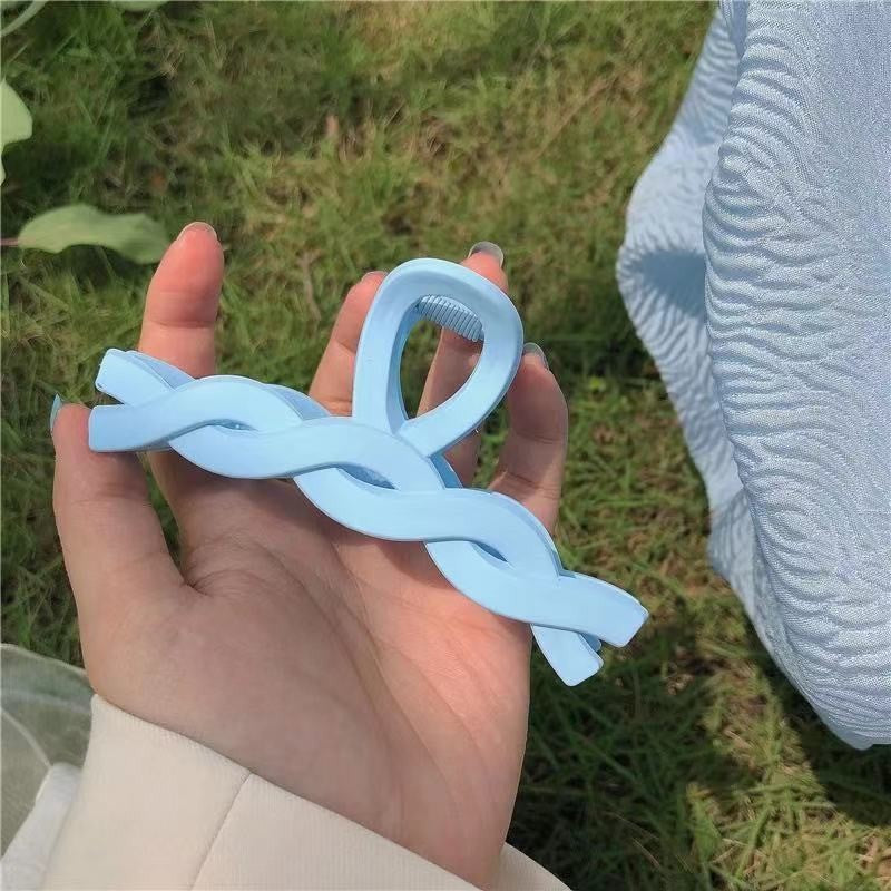 Shark Clip | High-End Women's Hair Coil Clip | Summer Updo Headdress