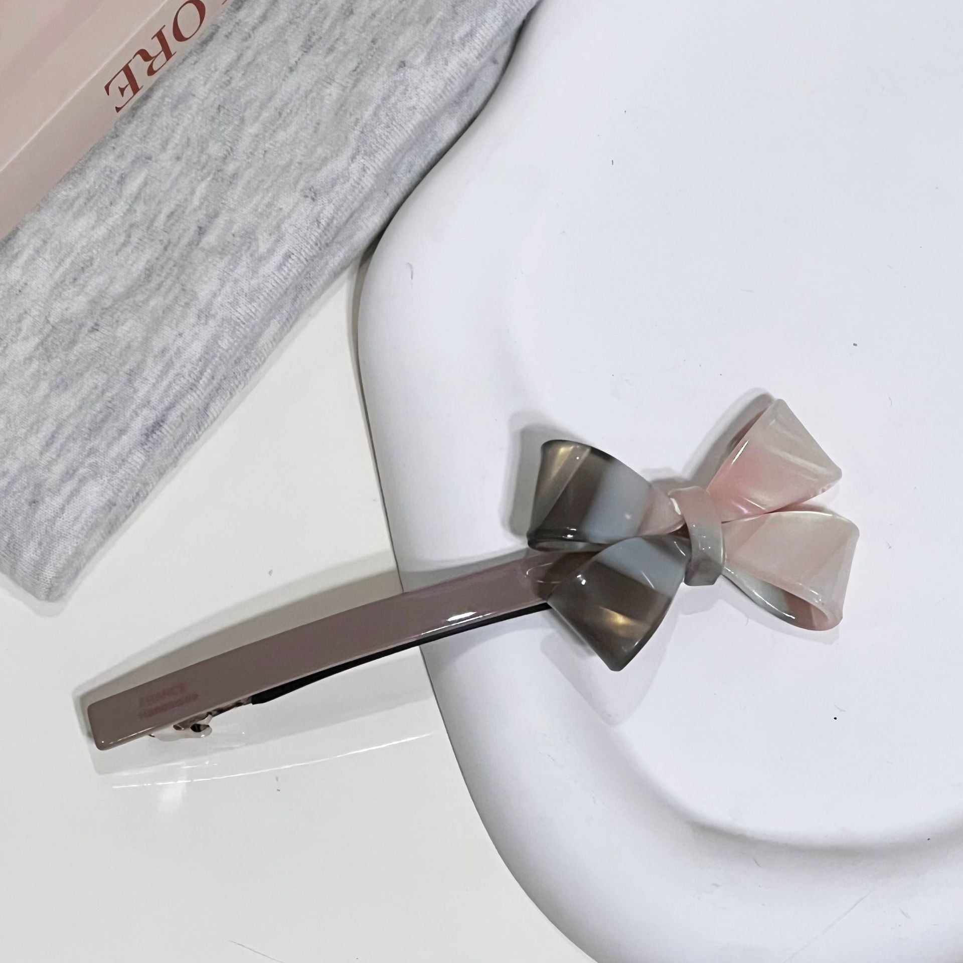 Retro Bow Spring Clip | Acetic Acid Top Clip | Disc Hair Grab Clip